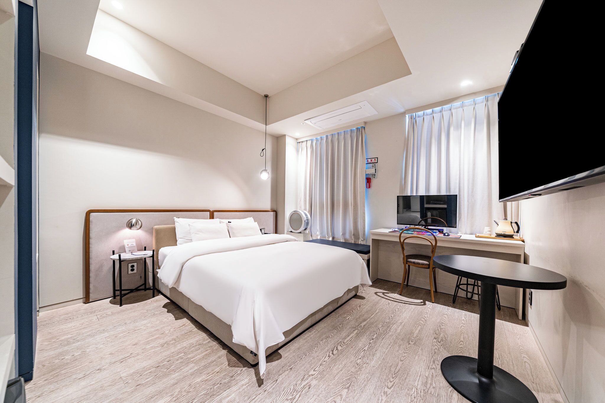 Deluxe Double - Non-Smoking Room | Ilmainen Wi-Fi