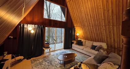 Cozy 2-bedroom A-frame on Rough River