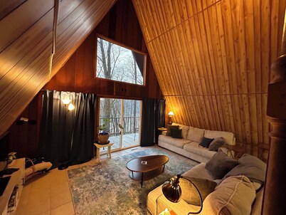 Cozy 2-bedroom A-frame on Rough River