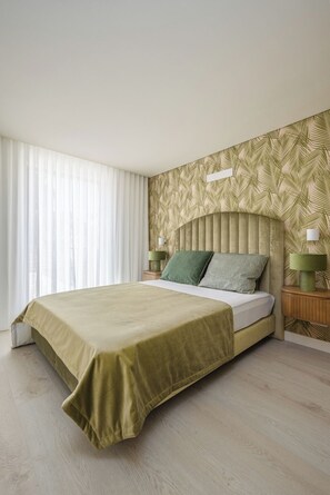 Iron/ironing board, WiFi, bed sheets - Design T2 Duplex Pool and Balcony (Vila Nova de Gaia)