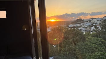 Family Condo, Balcony, Partial Ocean View | Interior