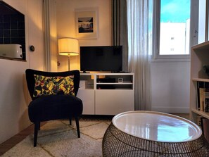 Interior - Charming apartment near Montmartre (Paris)