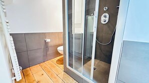Hair dryer - One Room - Last Floor - Vendôme / Madeleine (Paris)
