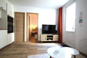 Interior - One bedroom with Terrace - Sacré-Cœur / Montmartre (Paris)