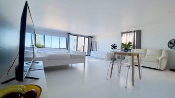 1 bedroom, iron/ironing board, WiFi