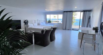 Ocean View In Clifton studio
