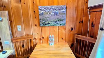 Classic Single Room | Dining