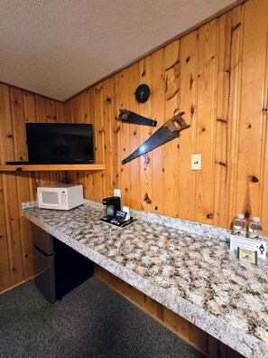 Comfort Double Room Single Use | Interior - Alpine Lodge (Red Lodge)