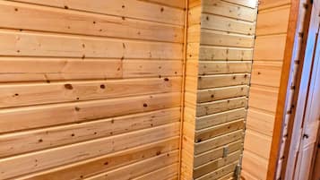 Deluxe Studio Suite | Interior