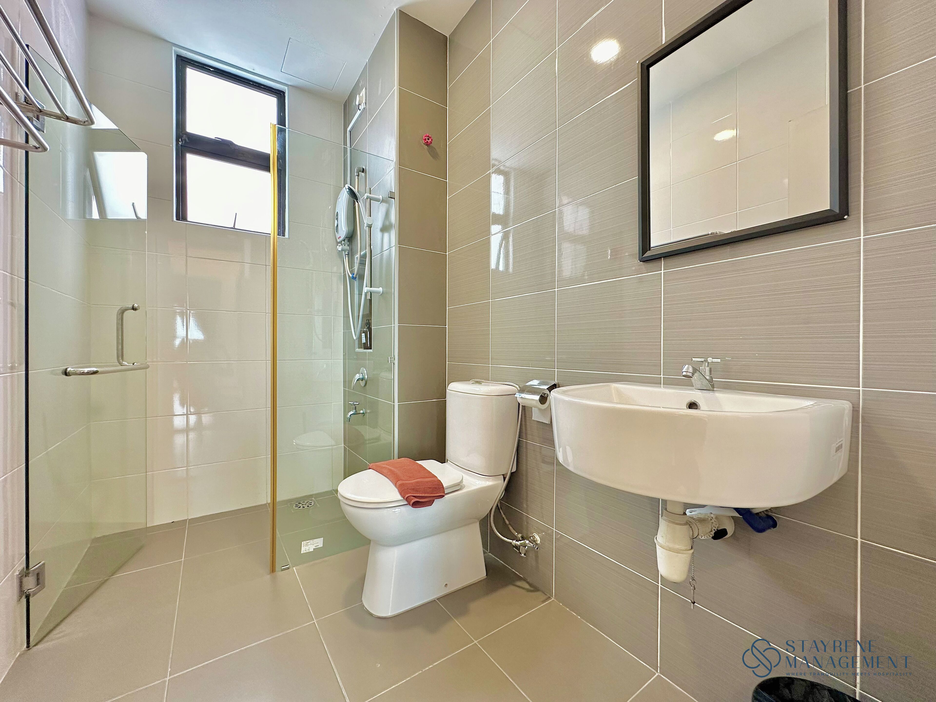 Comfort Apartment, 3 Bedrooms, Balcony, City View | Bathroom