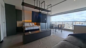 Basic Studio | Living area