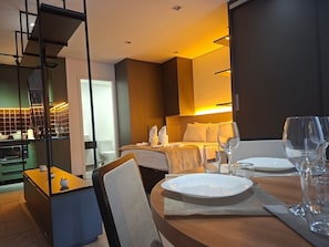 Basic Studio | Dining