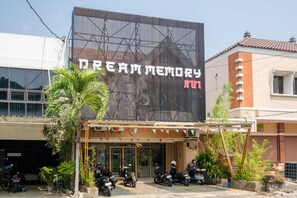 Front of property - Dream Memory Semarang, by INNCA COLLECTION (Semarang)