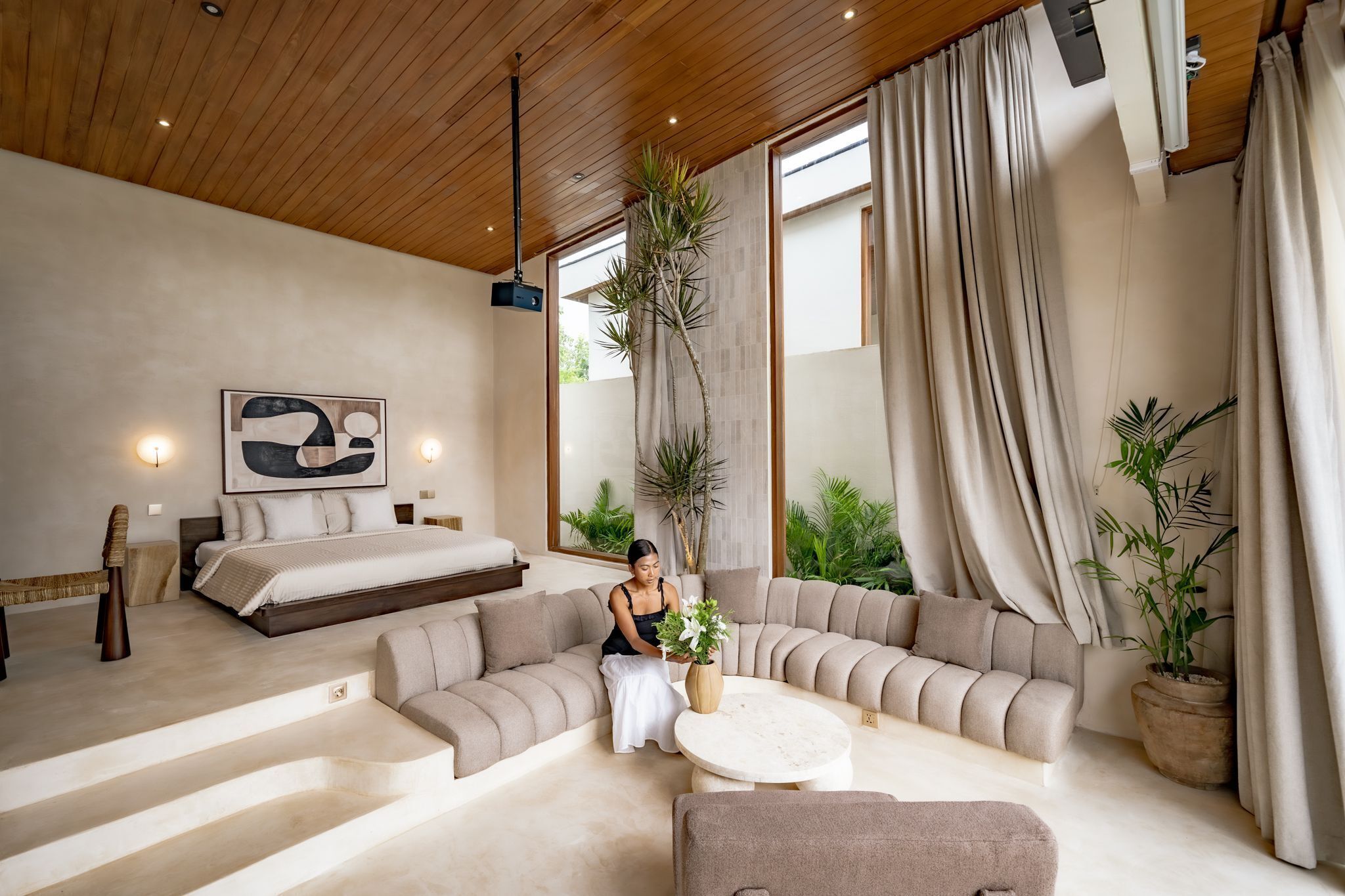 Phòng Suite Cao cấp, 1 phòng ngủ, sân hiên, quang cảnh hồ bơi | Phòng khách