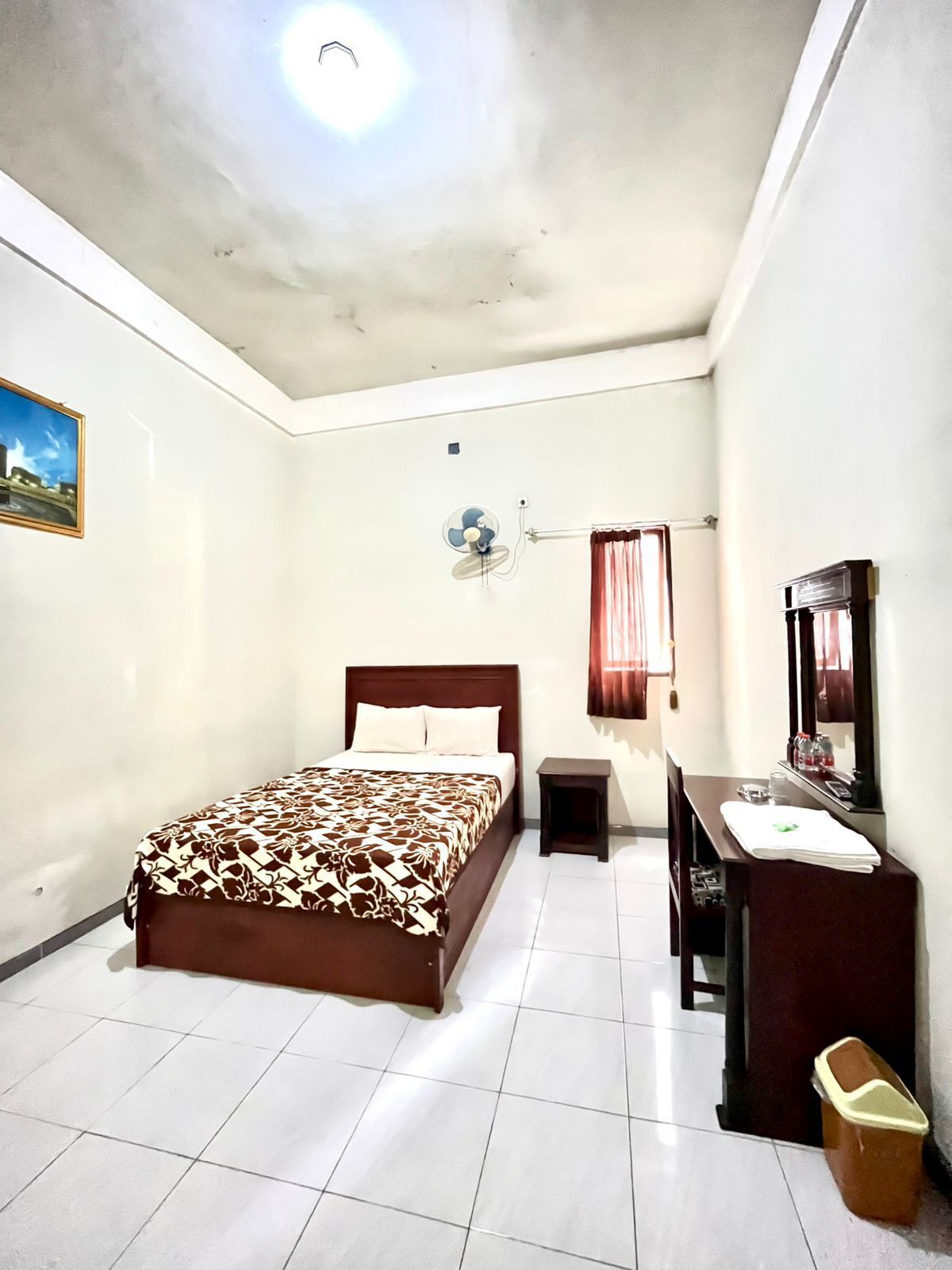 Quarto standard, vista para a cidade | Wi-Fi de cortesia