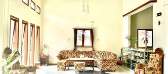 Hotel Karanggoso Indah