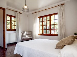 Room - Ref. COLOM: Villa with private pool in Cala Montgó (Escala (L'))