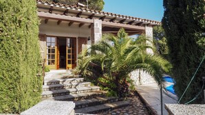 Exterior detail - Ref. COLOM: Villa with private pool in Cala Montgó (Escala (L'))