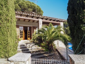 Exterior detail - Ref. COLOM: Villa with private pool in Cala Montgó (Escala (L'))