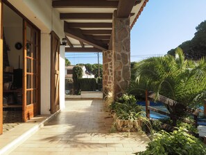 Property grounds - Ref. COLOM: Villa with private pool in Cala Montgó (Escala (L'))