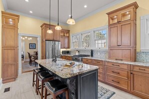 Dishwasher - Creamsicle Cottage-6 blocks from the Water Front (Wilmington)