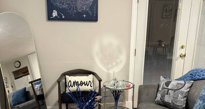 Peaceful Hideaway 1-bedroom apartment with king bed in charming Belhaven