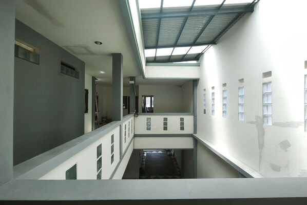Bahagian dalam