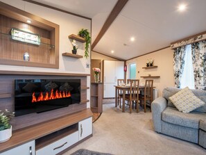 Interior - ScottishHighlands.LochNess by Interhome (Fort Augustus)