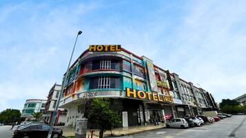 Fachada da propriedade