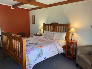 Double Room | Desk, laptop workspace, iron/ironing board, free WiFi - Zero Inn Motel (Nhill)
