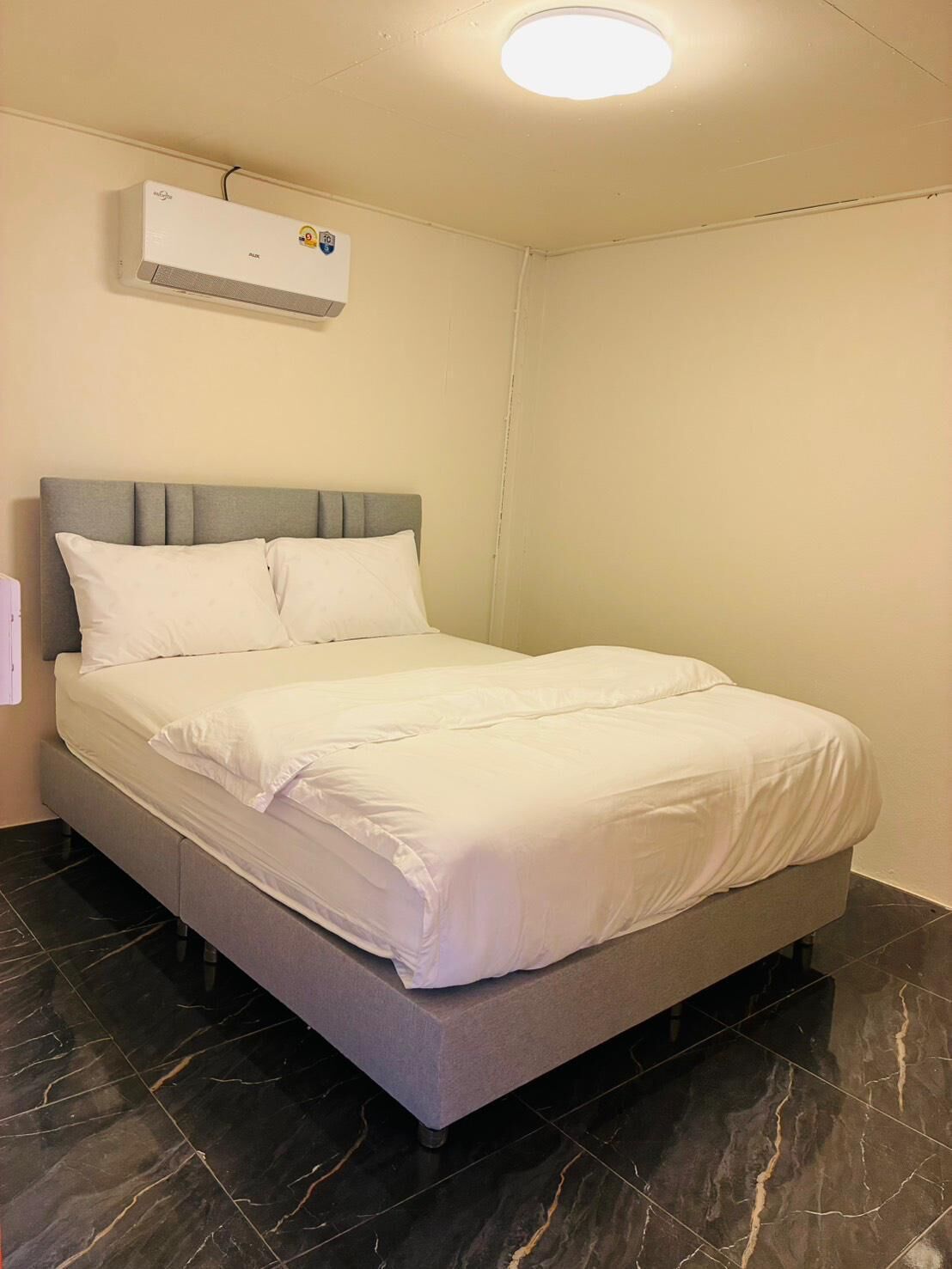 Habitación Deluxe doble, vistas parciales al mar | Wifi gratis