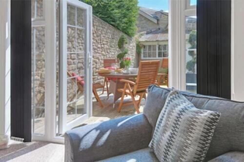 3 Bed Cottage - Garden, Wifi, Free Parking