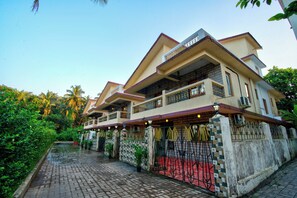 Exterior - Eyokar 4 BHK Villa Candolim (Nerul)