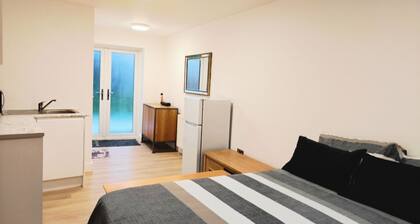 Cozy Studio in Hornchurch with Extra Bed