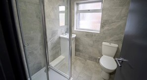 Shower, hair dryer, towels - Cosy Studio in great location near the City (Birmingham)