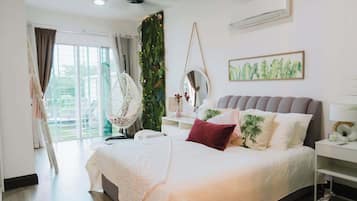 6 bedrooms, iron/ironing board, WiFi