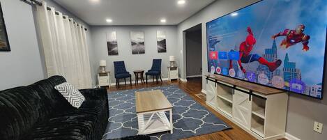 Smart TV, videojuegos y futbolito