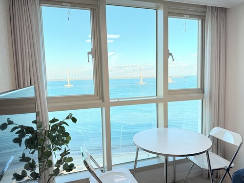 Best Gwangan Bridge View, Stunning Ocean Panorama