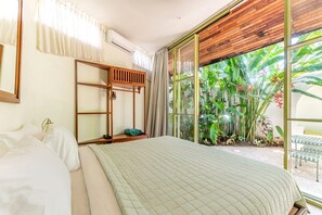 Family Villa, 2 Bedrooms, Courtyard View | In-room safe, desk, laptop workspace, blackout curtains - The Pathway Villas - Pererenan (Canggu)