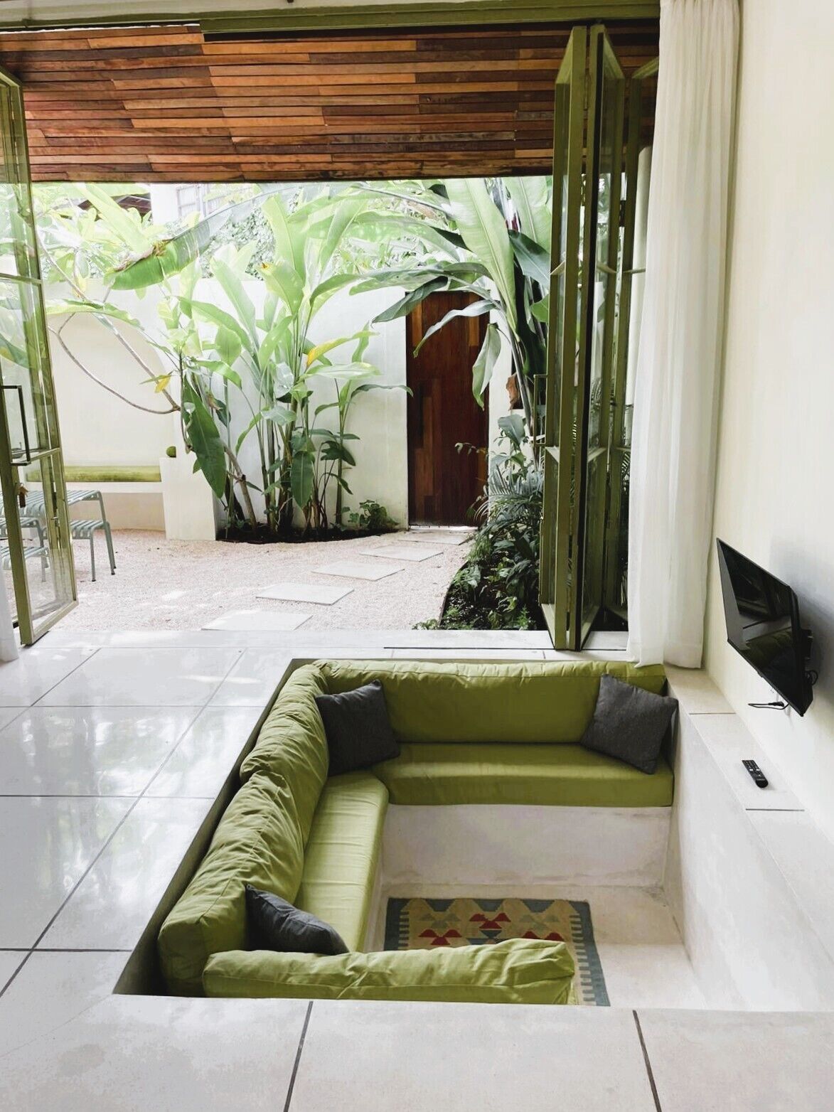Family Villa, 2 Bedrooms, Courtyard View | Living area | 32-inch LCD TV with digital channels
