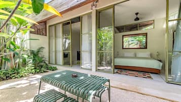 Familjevilla - 2 sovrum - utsikt mot innergÄrden | Terrass/Patio