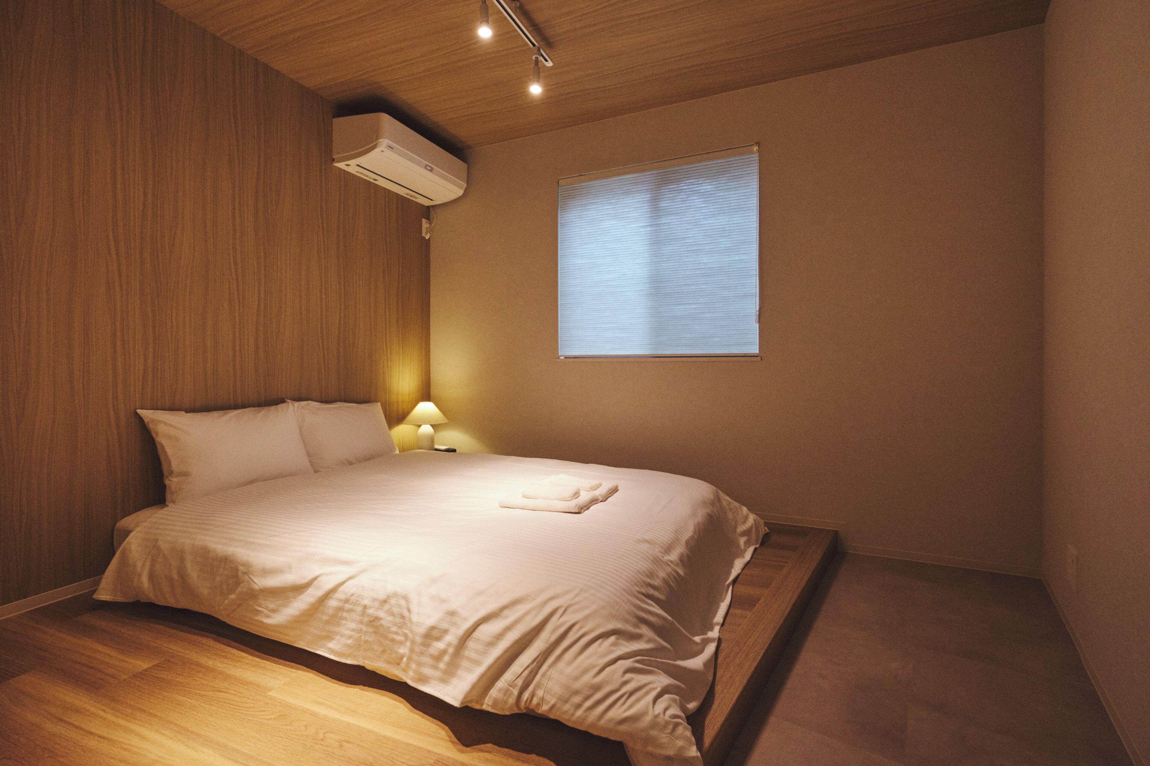 5 chambres, bureau, fer et planche à repasser, Wi-Fi gratuit