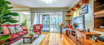 StayAU Pet-Friendly Prestigious House