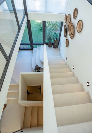 Interior - Contemporary villa with heated pool, close to the town centre (STE MAXIME)