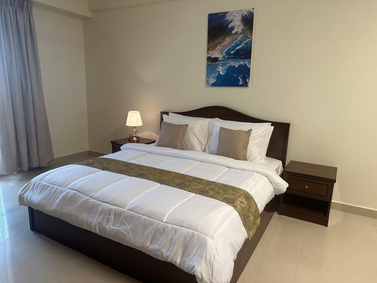 3 chambres, fer et planche à repasser, Wi-Fi, draps fournis