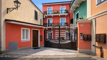 Familienapartment, 2 Schlafzimmer, 2 Bäder, Meerseite (Duplex Le Onde - Center & Parking) | Außenbereich