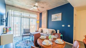 Télévision, espaces bureaux