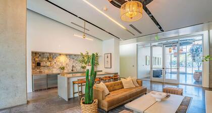 Prime Downtown Location w/ Gym, Pool, and Parking