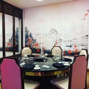 Dining - Tenzinling Resort (Paro)