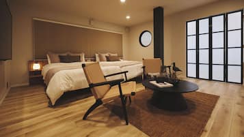 5 bedrooms, iron/ironing board, free WiFi, bed sheets